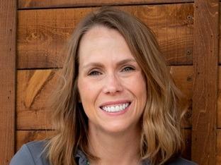 Laura Leal, Loan Process Specialist