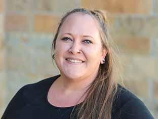 Shayla Clemons, Title Examiner