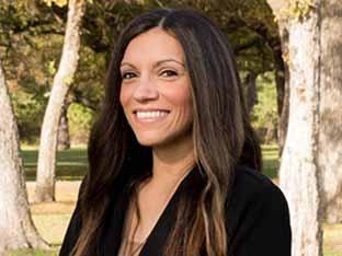 Brianna Salazar, Customer Service Representative