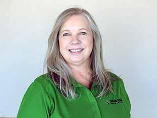 Glennetta Bills, Office Administrator