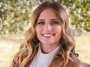 Tara Beck, Credit Analyst